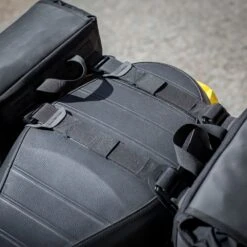 Kriega DUO-28 -Motorfietsuitrustings Winkel kriega saddlebags detail1